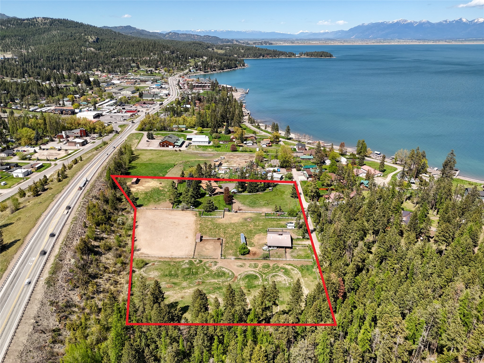 38 Lakeside Avenue