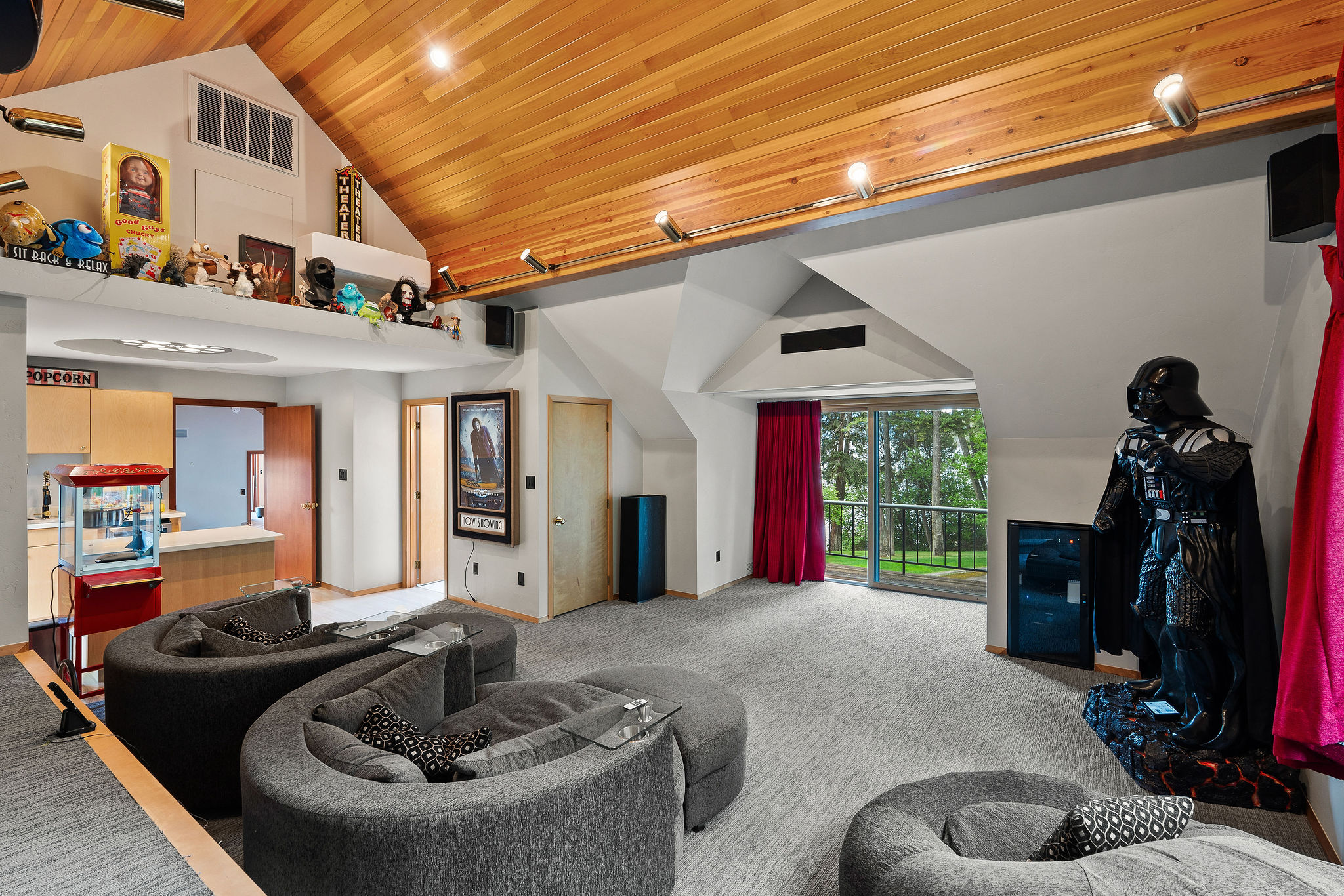 275 Tamarack Terrace