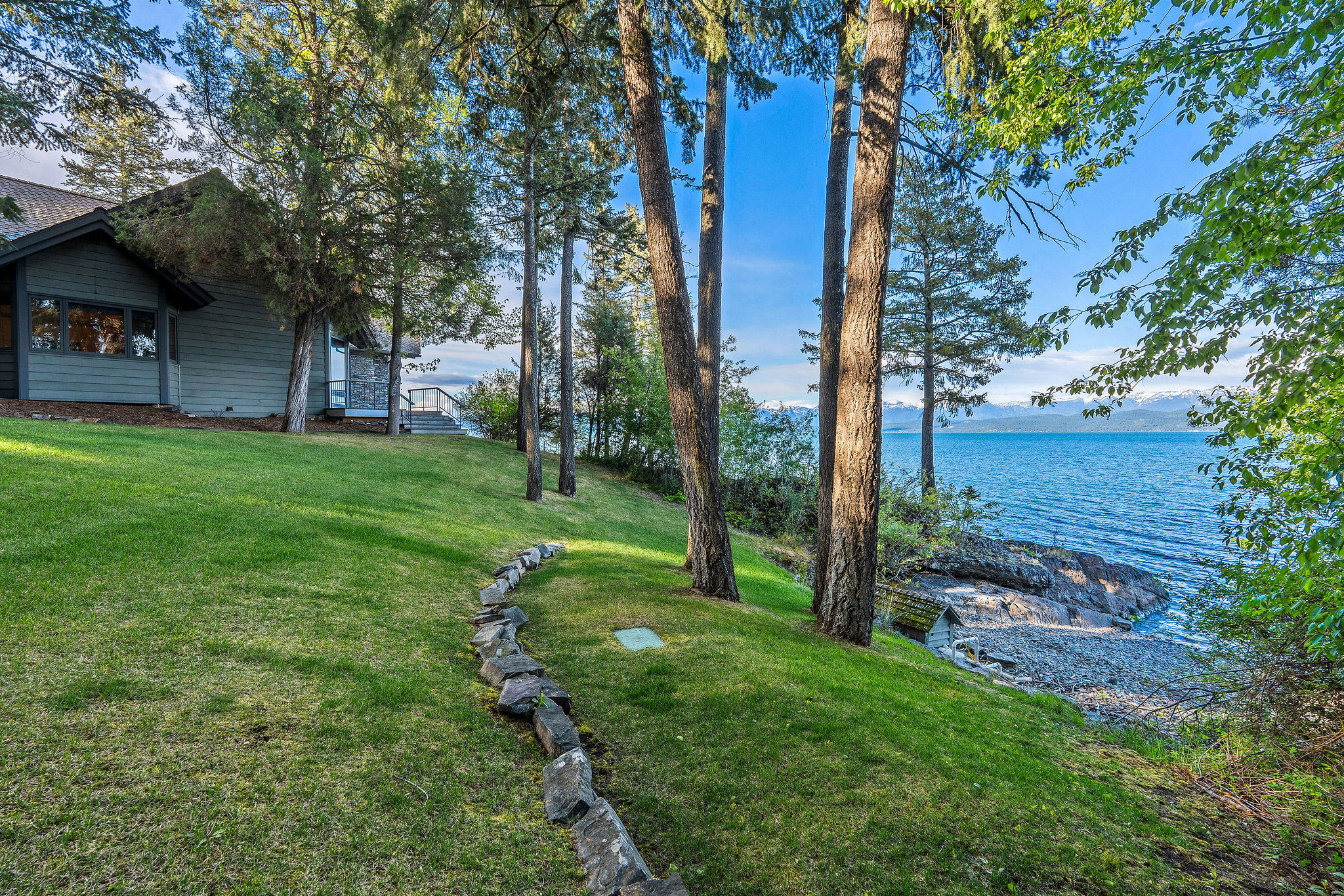 275 Tamarack Terrace