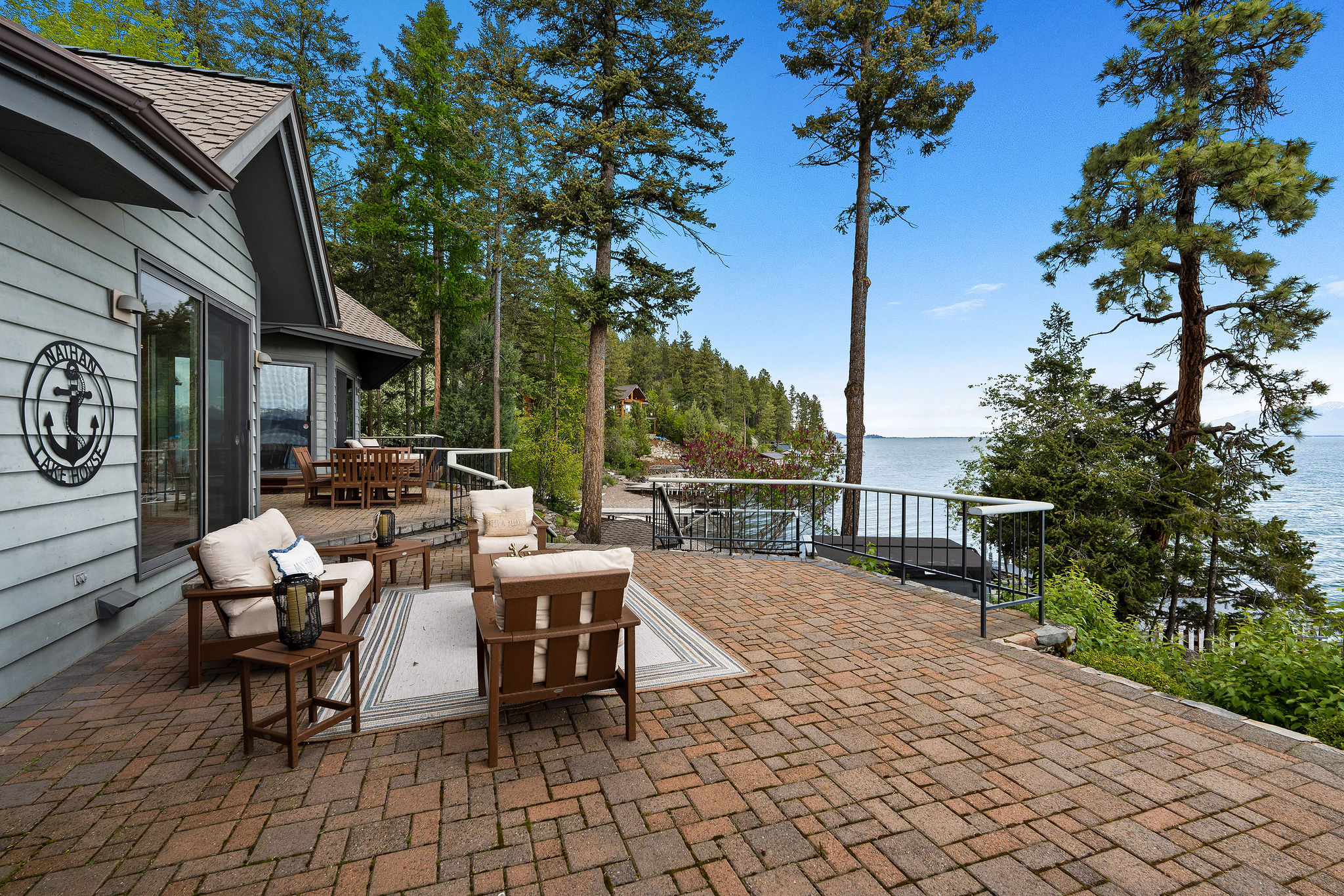 275 Tamarack Terrace