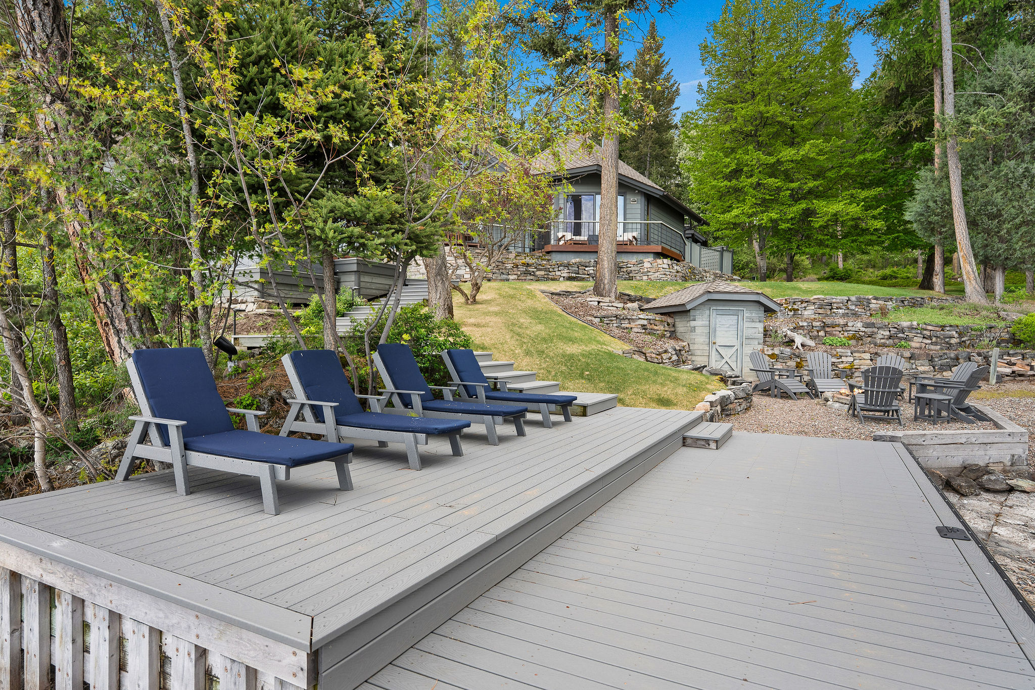 275 Tamarack Terrace