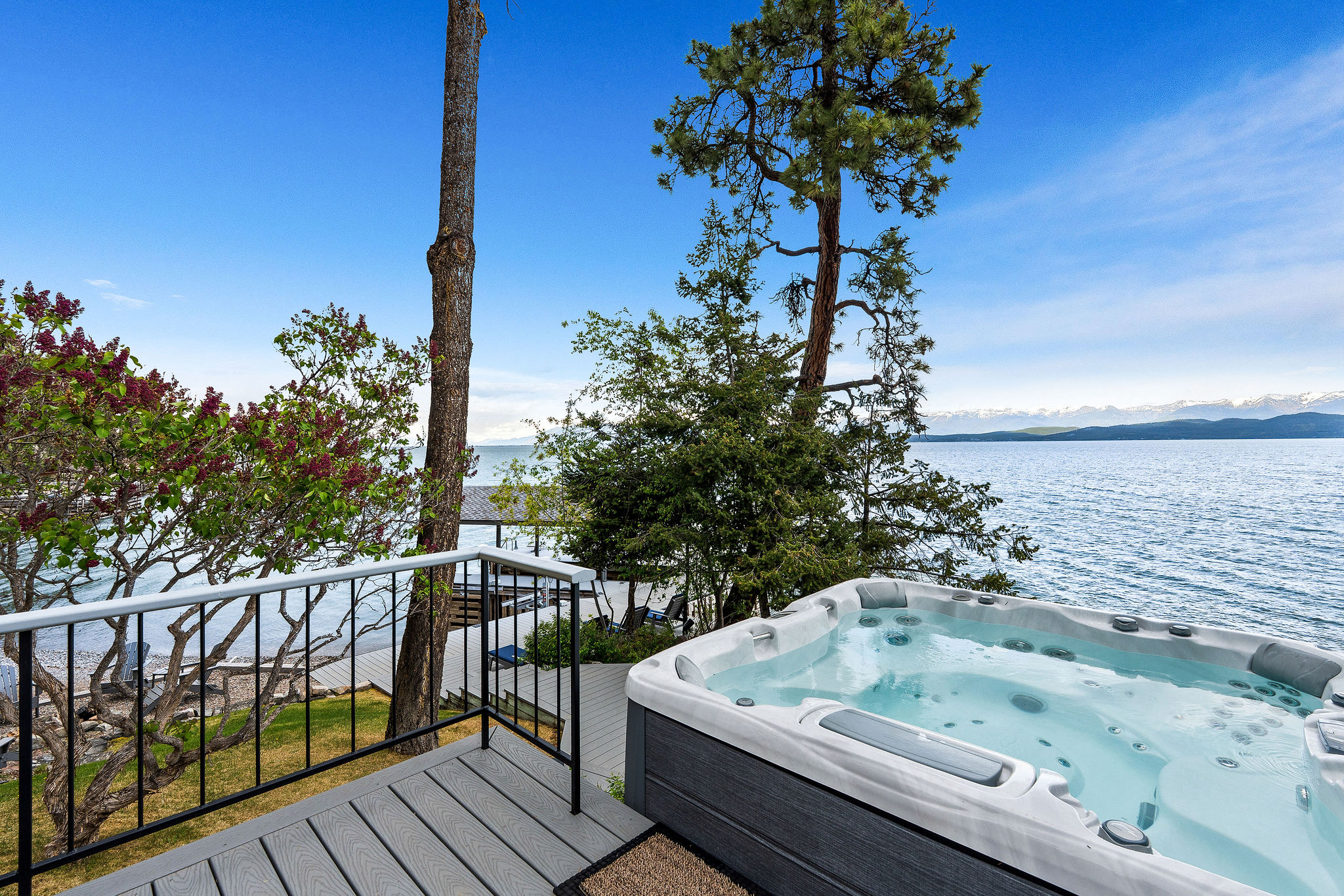 275 Tamarack Terrace