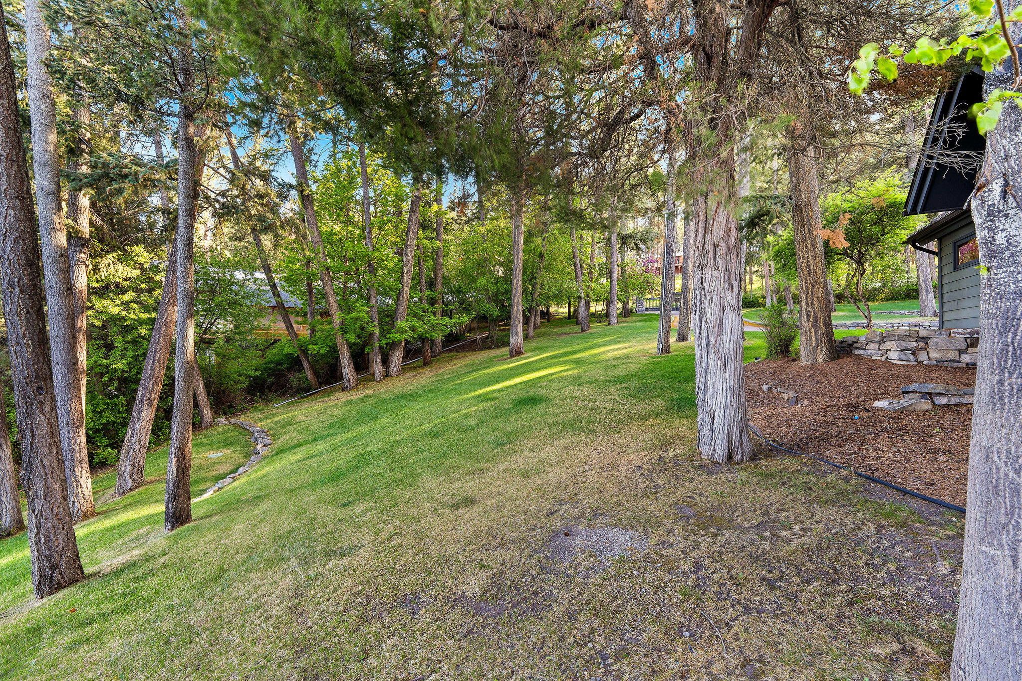 275 Tamarack Terrace