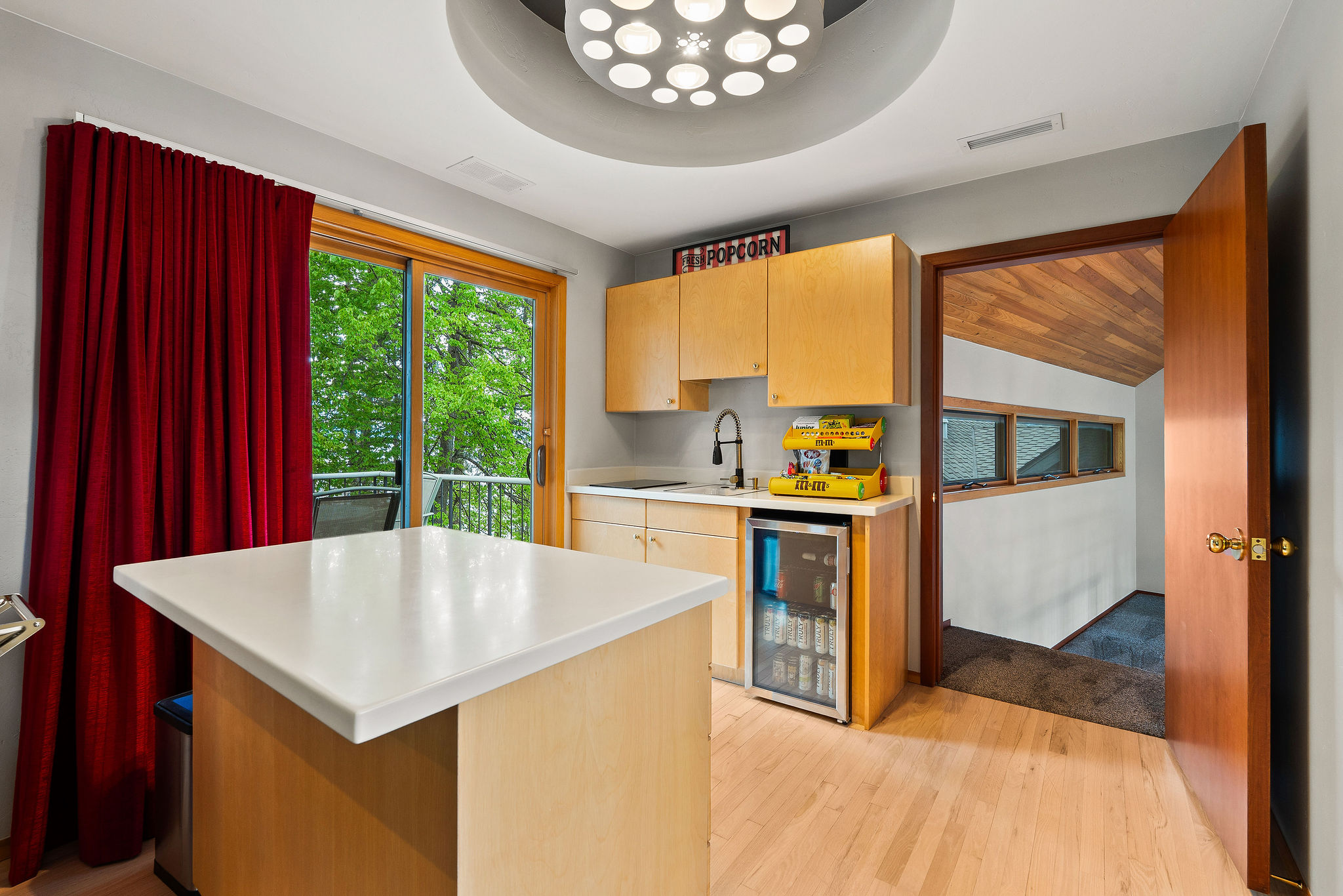 275 Tamarack Terrace