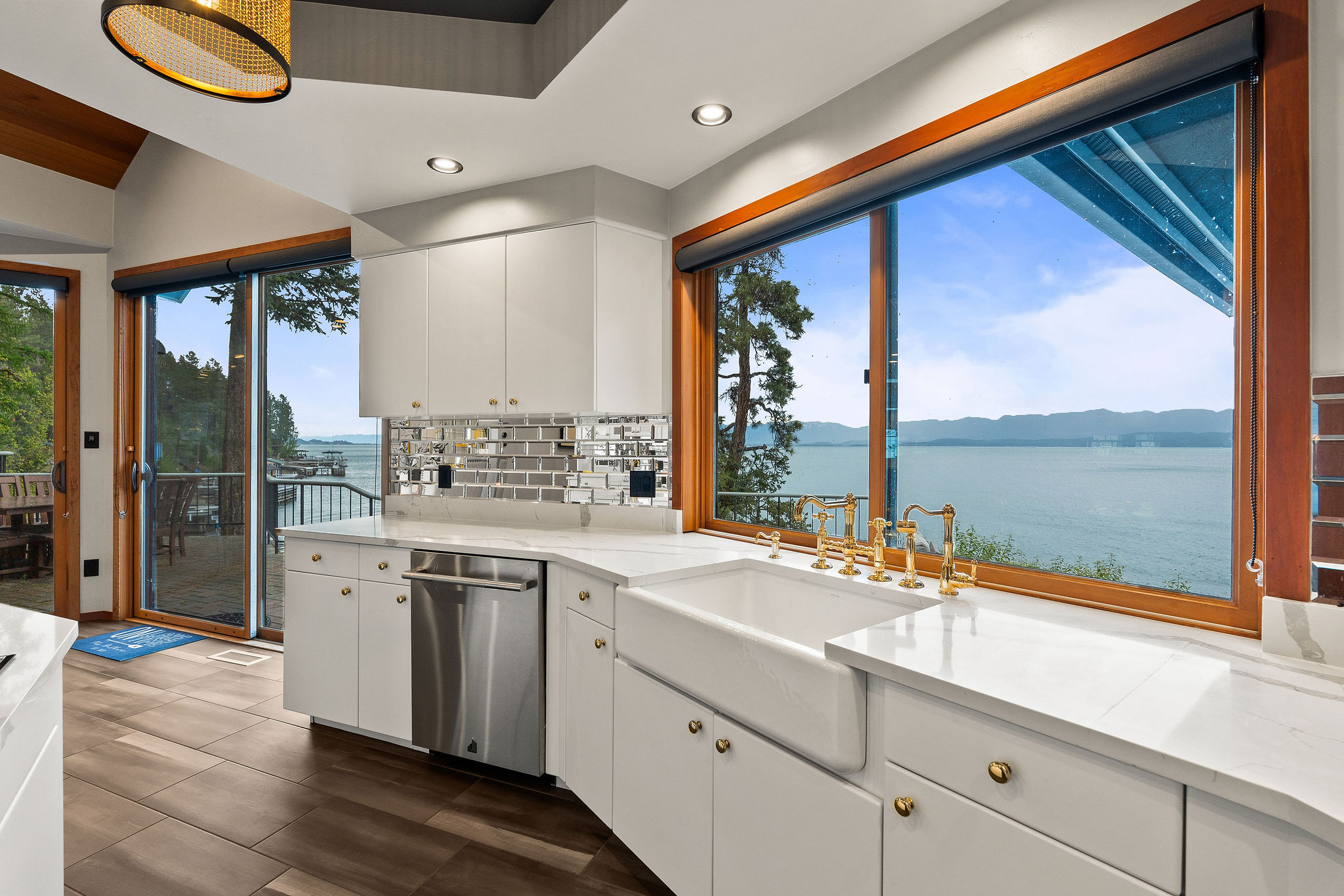 275 Tamarack Terrace