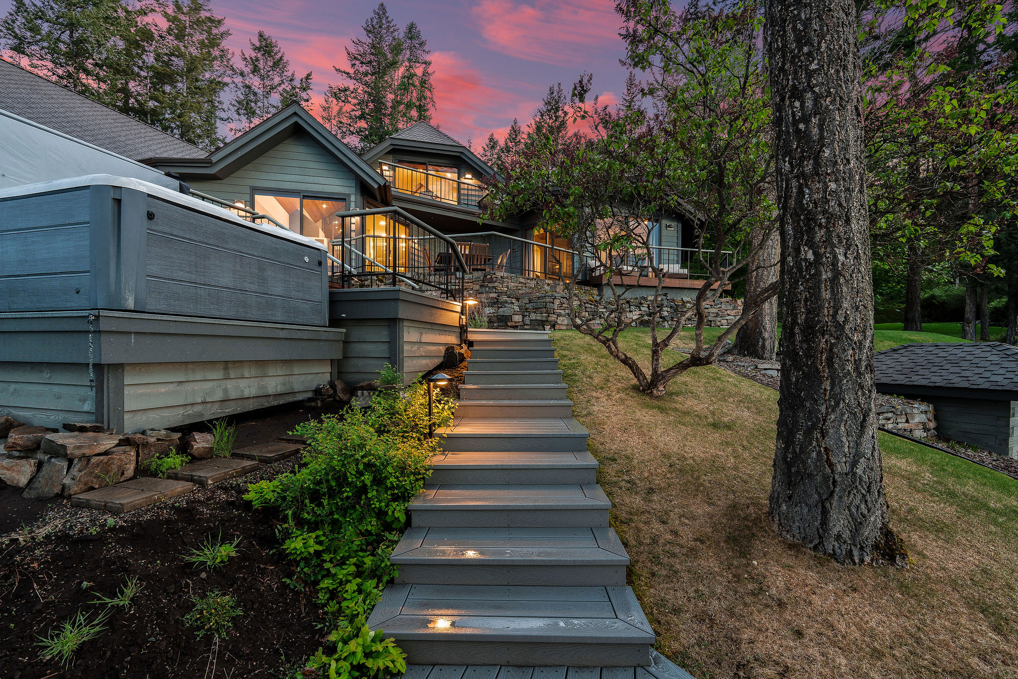 275 Tamarack Terrace