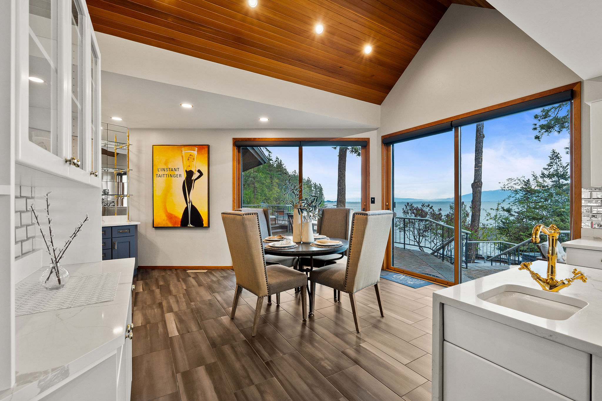 275 Tamarack Terrace