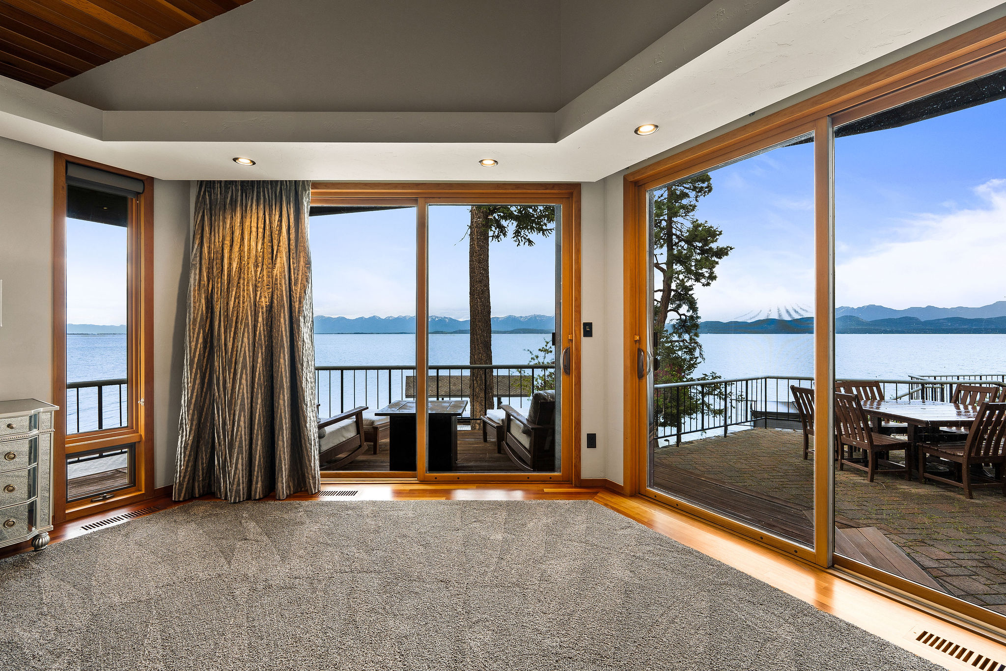 275 Tamarack Terrace