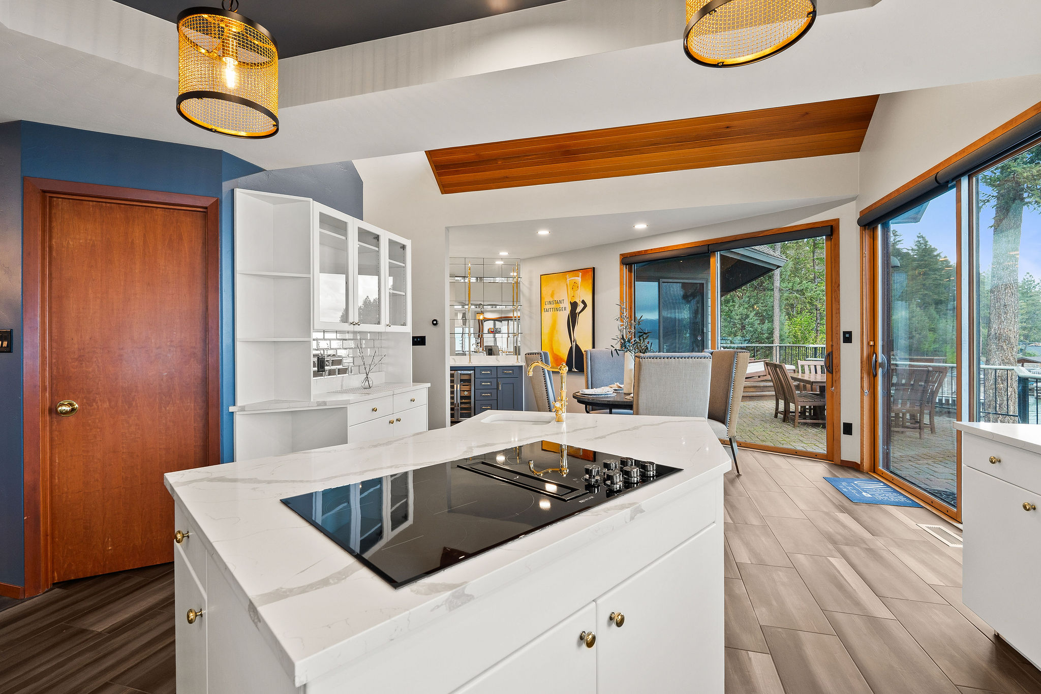 275 Tamarack Terrace