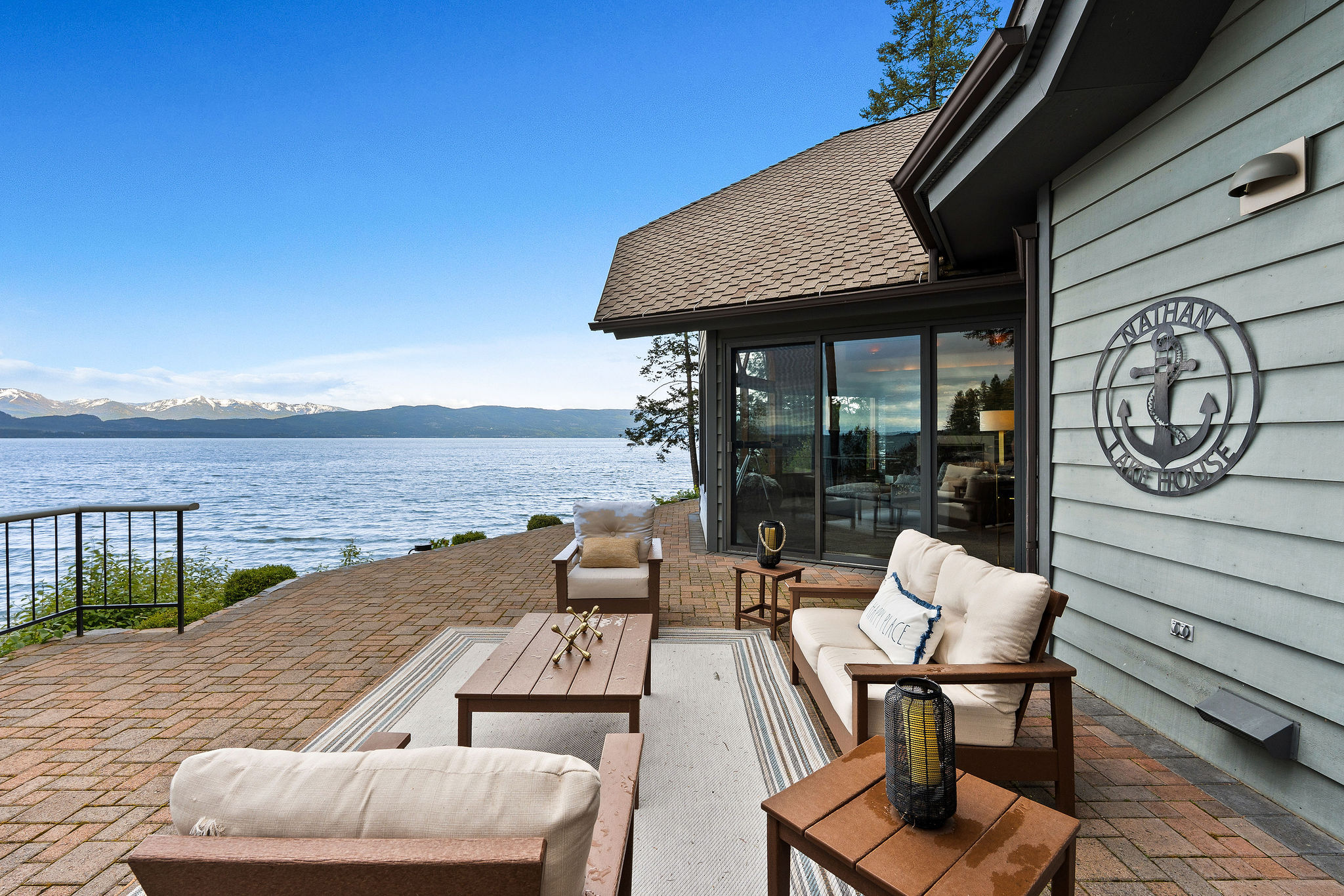 275 Tamarack Terrace