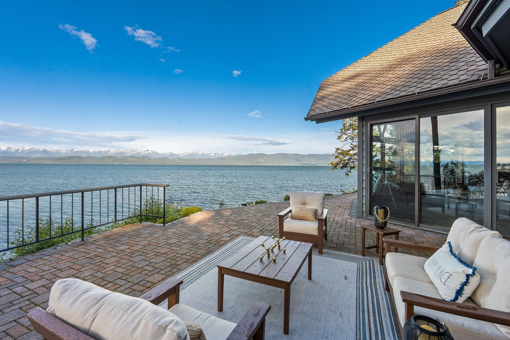 275 Tamarack Terrace