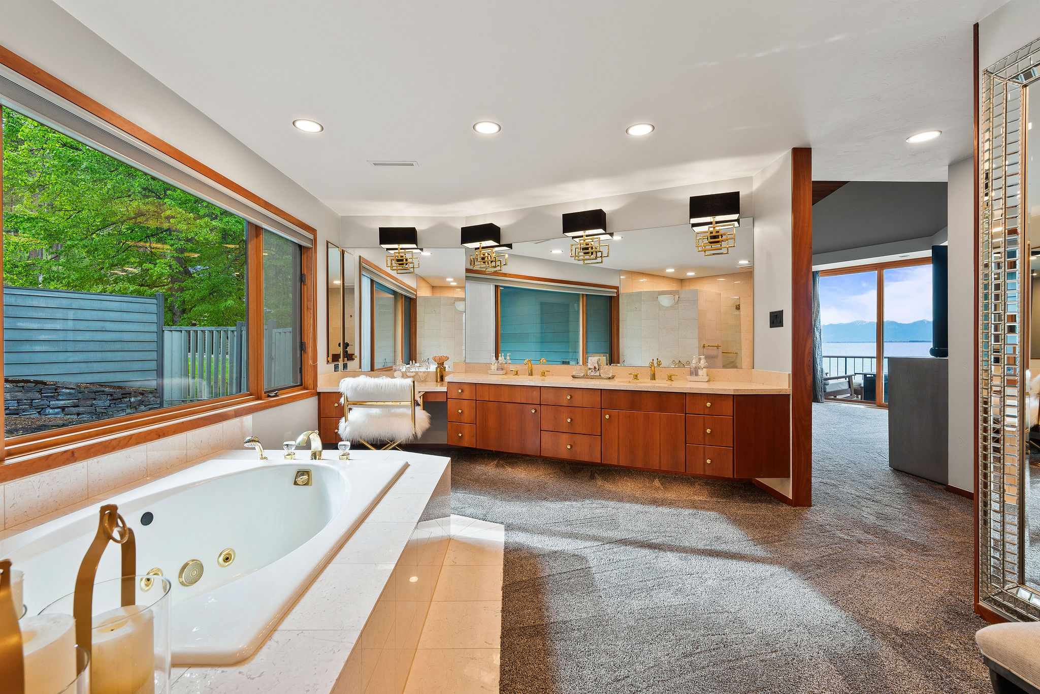 275 Tamarack Terrace