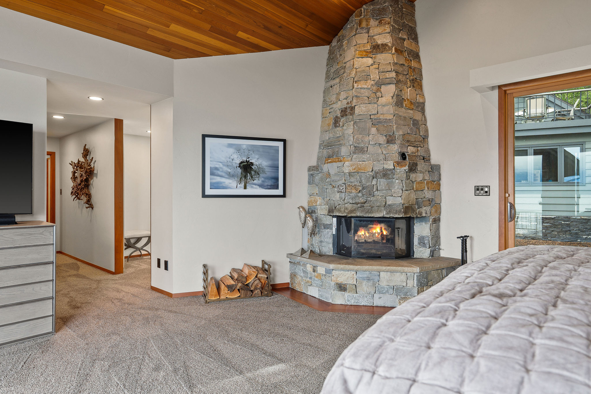 275 Tamarack Terrace