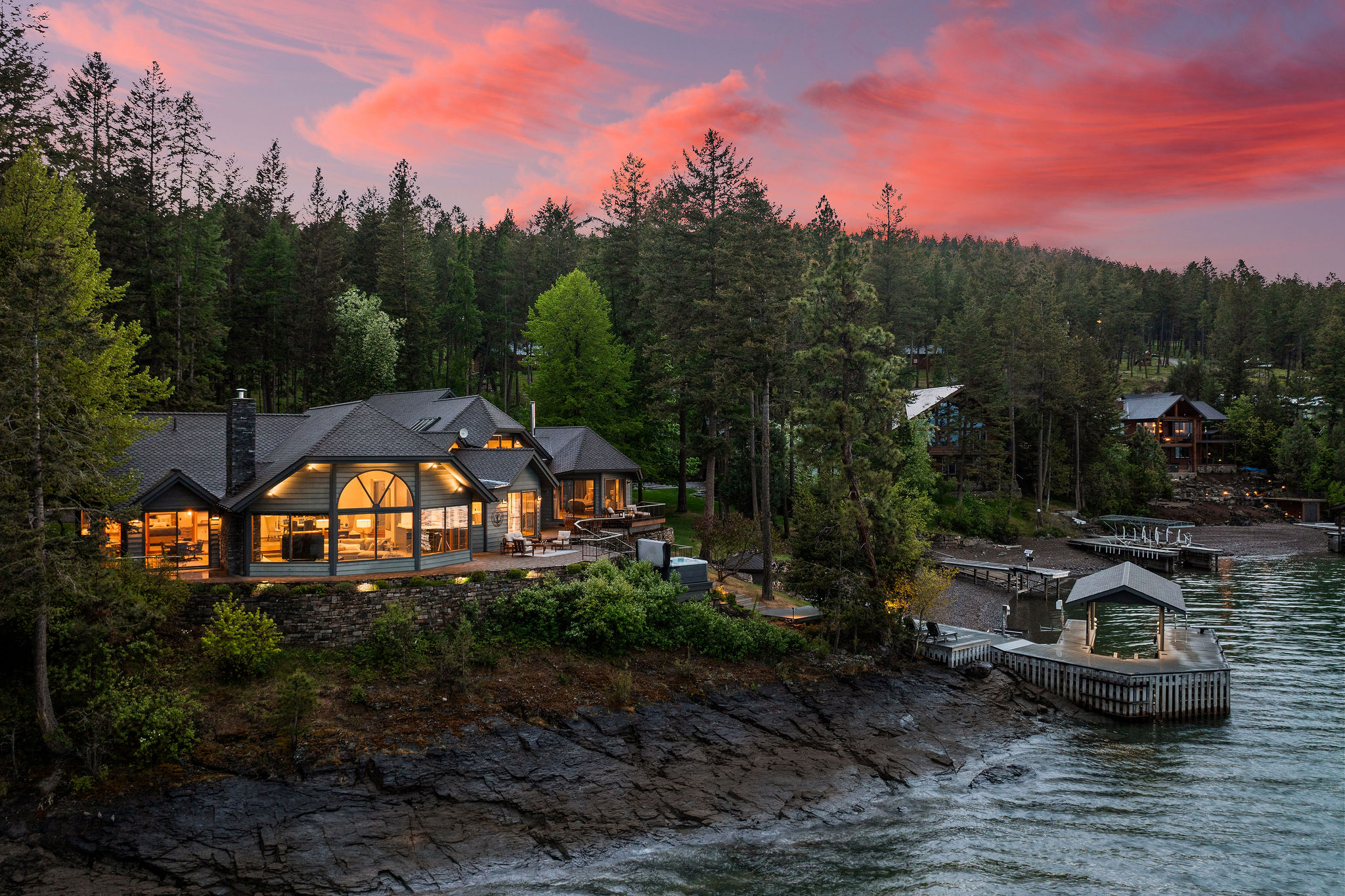275 Tamarack Terrace