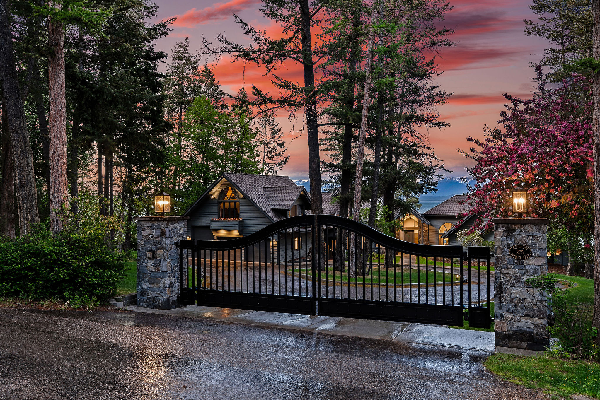 275 Tamarack Terrace