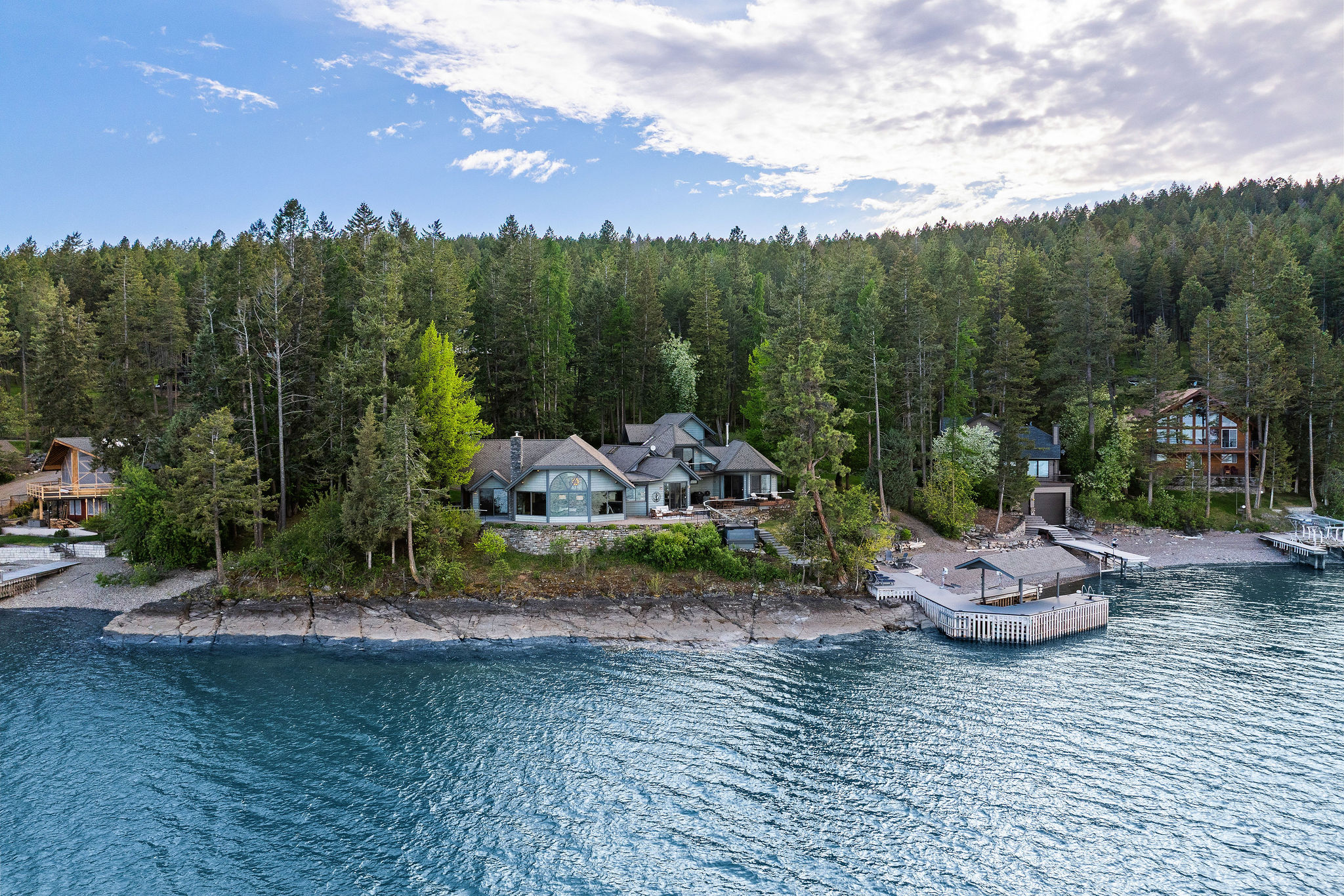 275 Tamarack Terrace