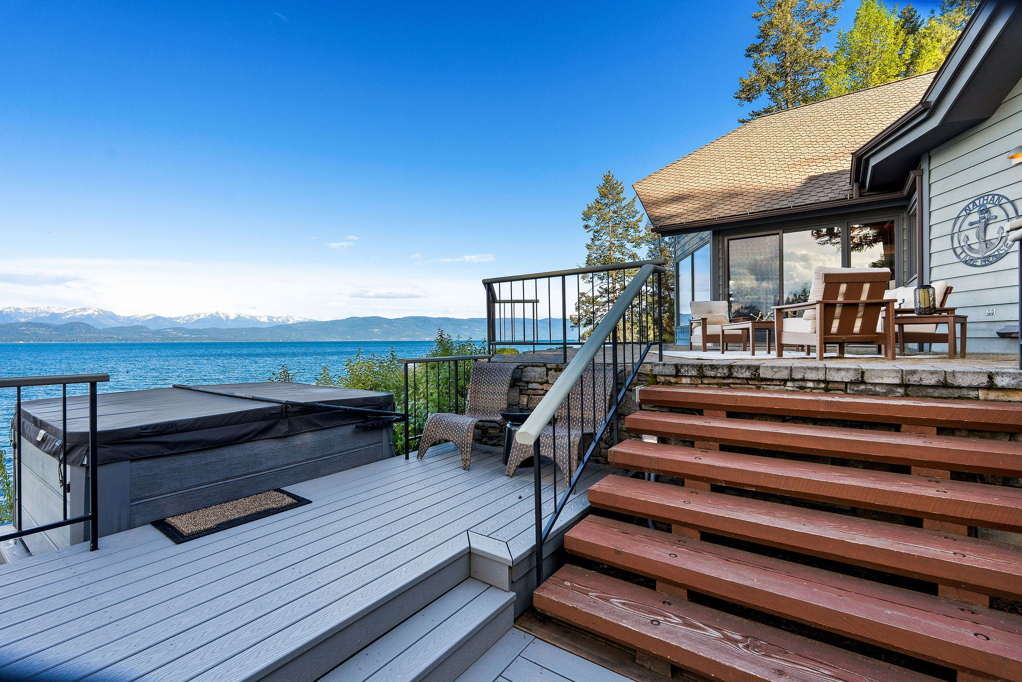 275 Tamarack Terrace