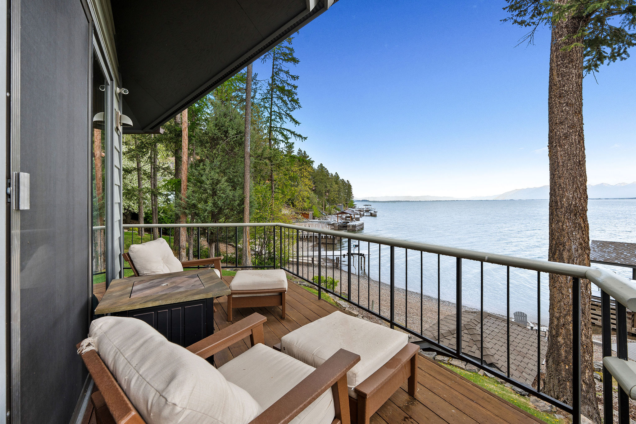 275 Tamarack Terrace