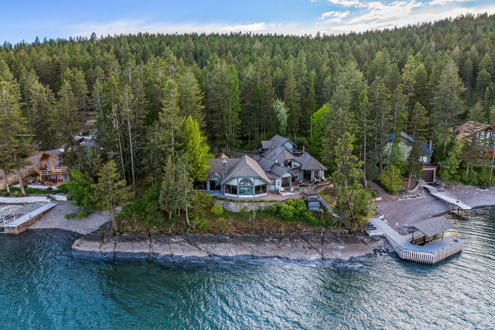 275 Tamarack Terrace