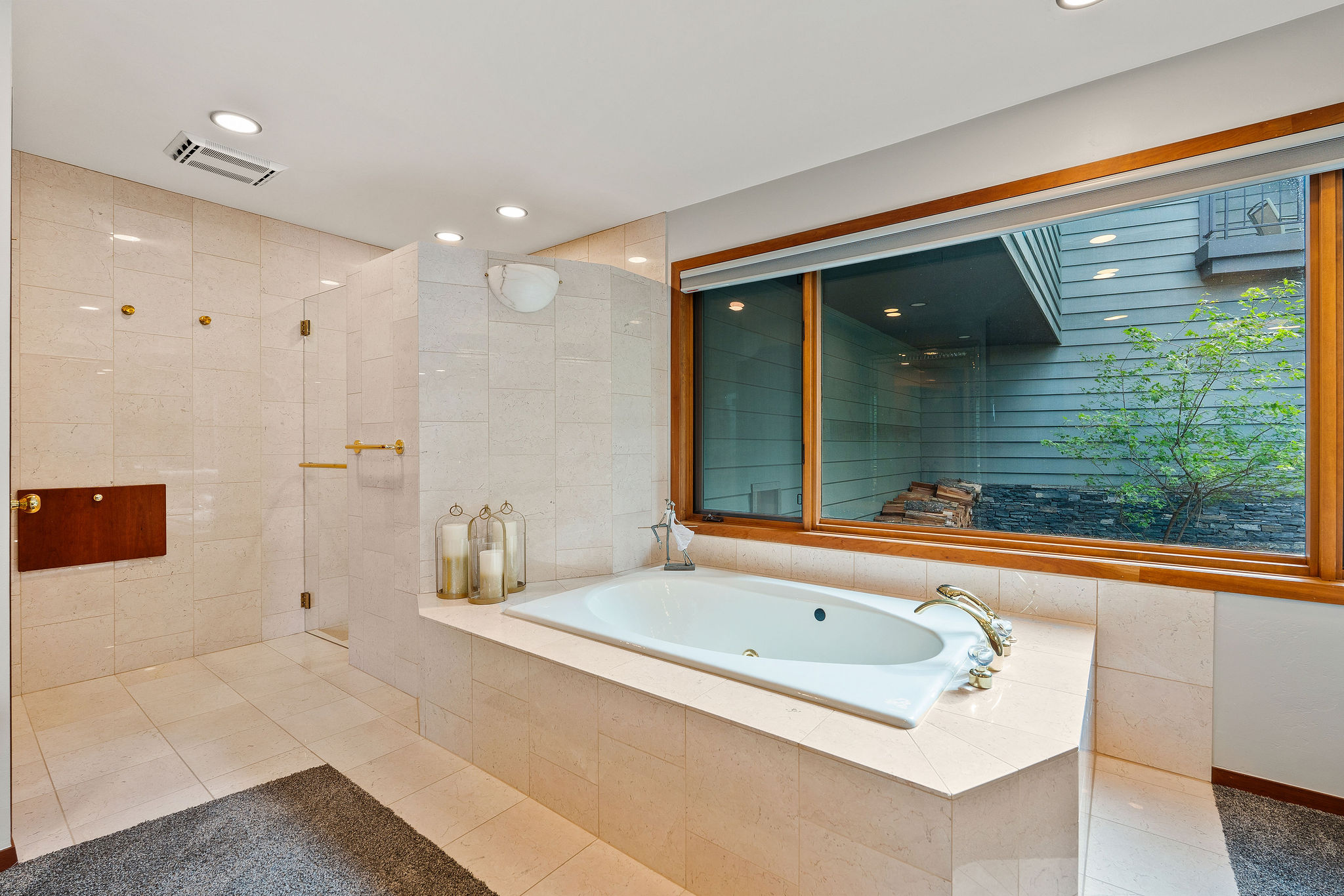 275 Tamarack Terrace