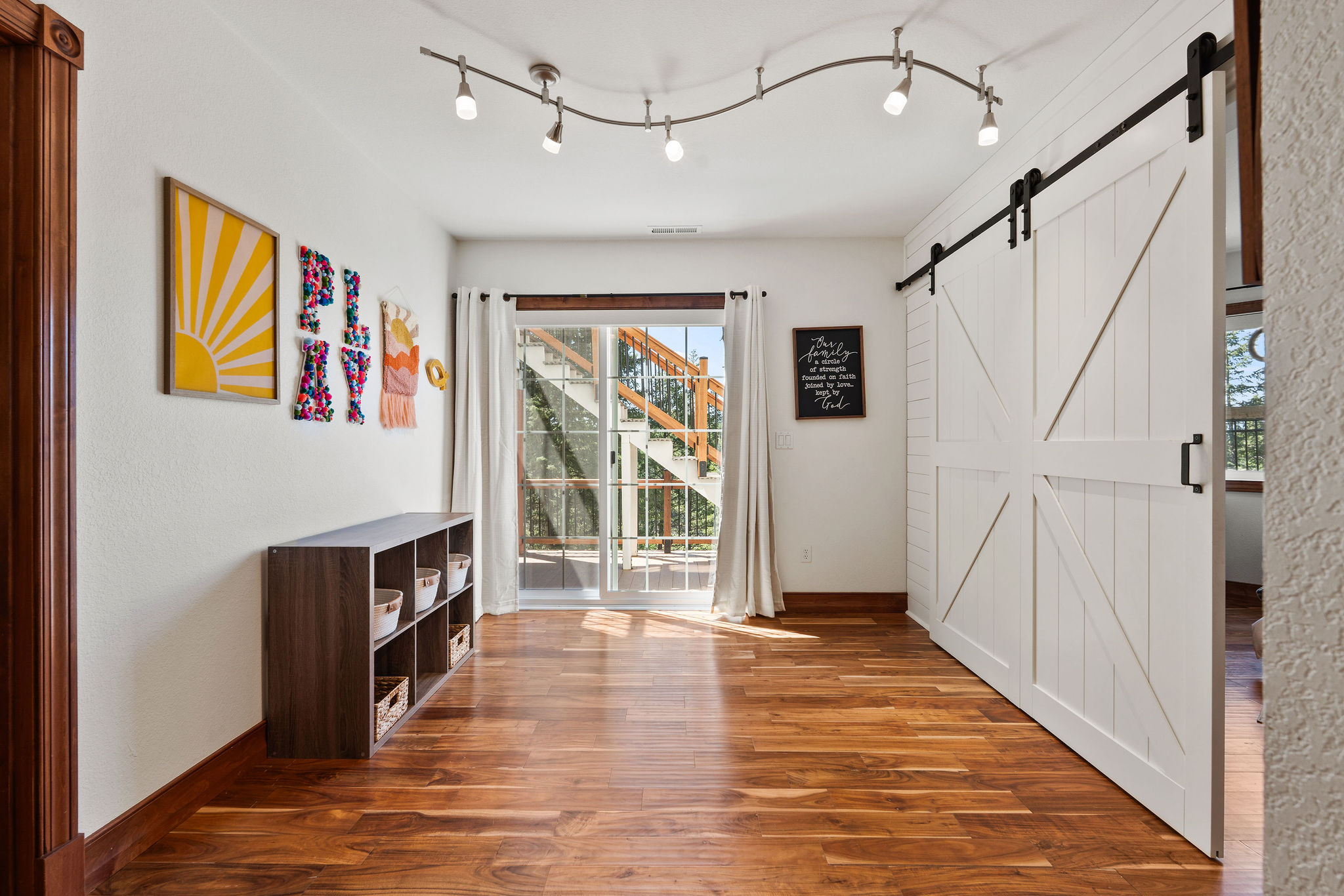 117 Little Mountain Lane