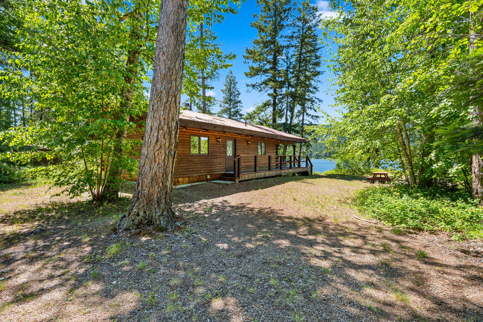 16961 Highway 83