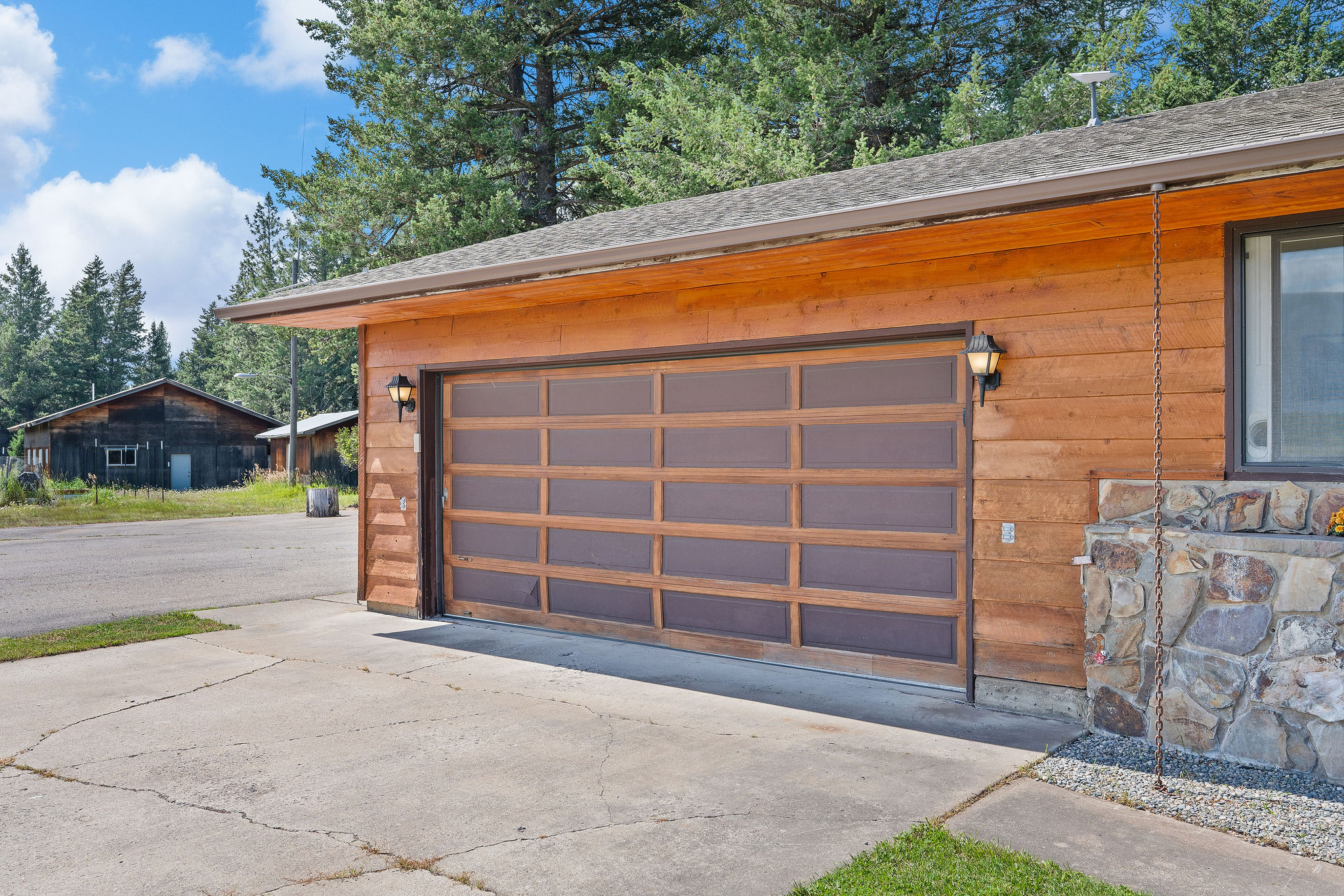 185 Kokanee Bend Drive