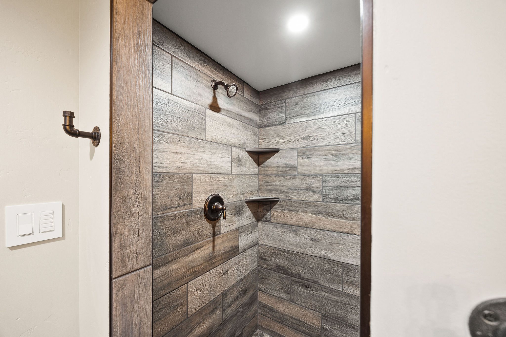 685 N Juniper Bay Road