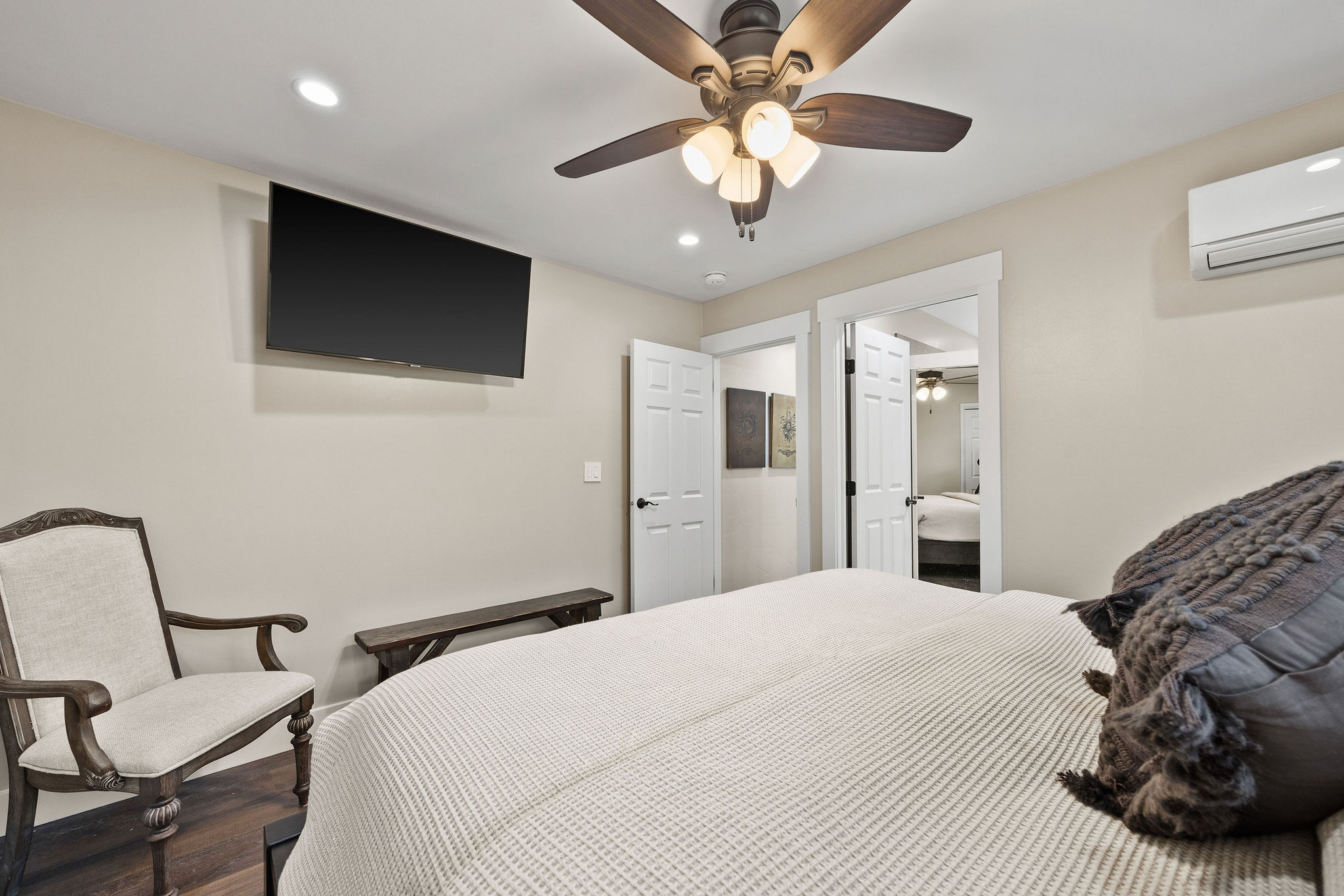 685 N Juniper Bay Road