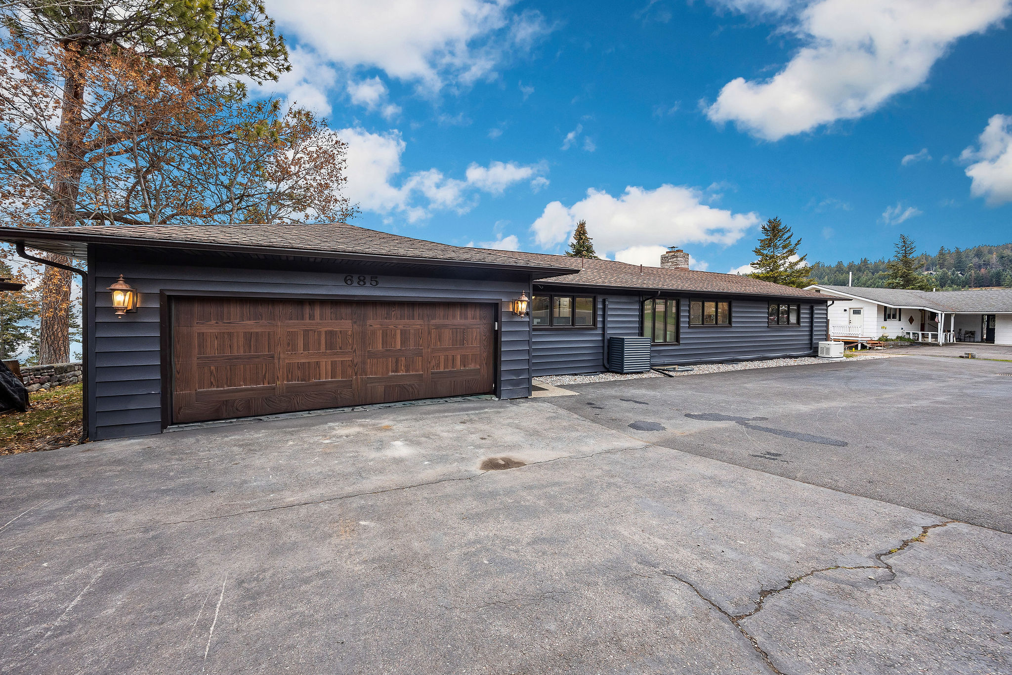 685 N Juniper Bay Road