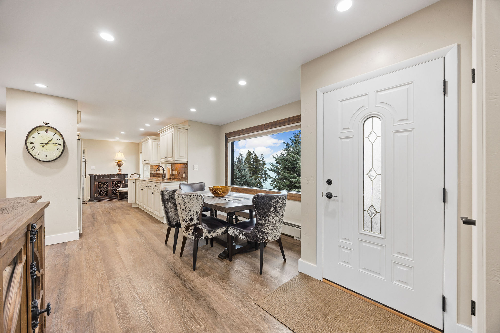 685 N Juniper Bay Road