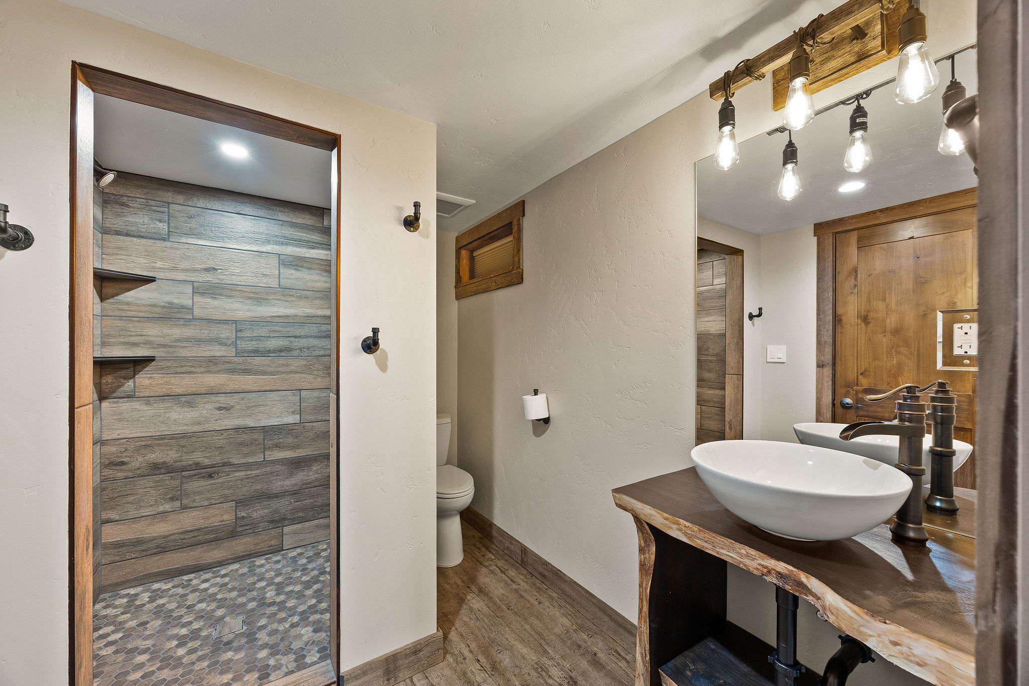 685 N Juniper Bay Road