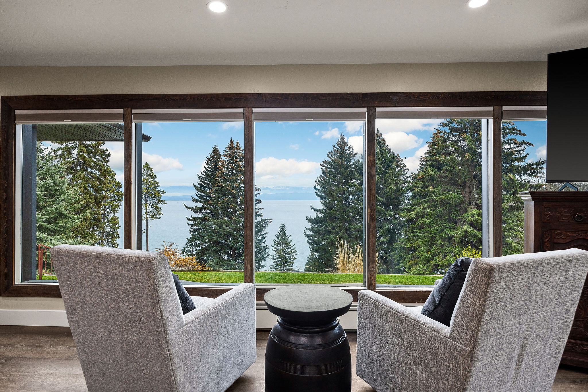 685 N Juniper Bay Road