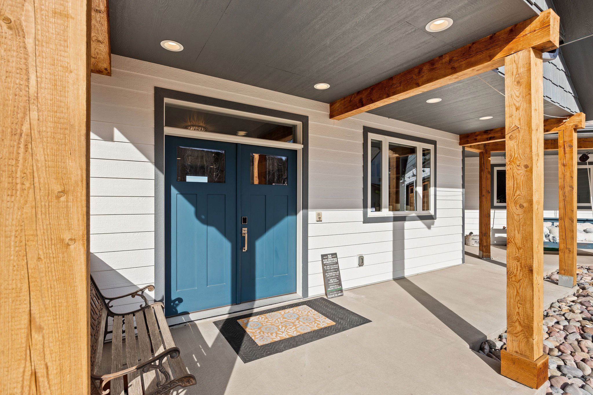 42818 La Bella Lane