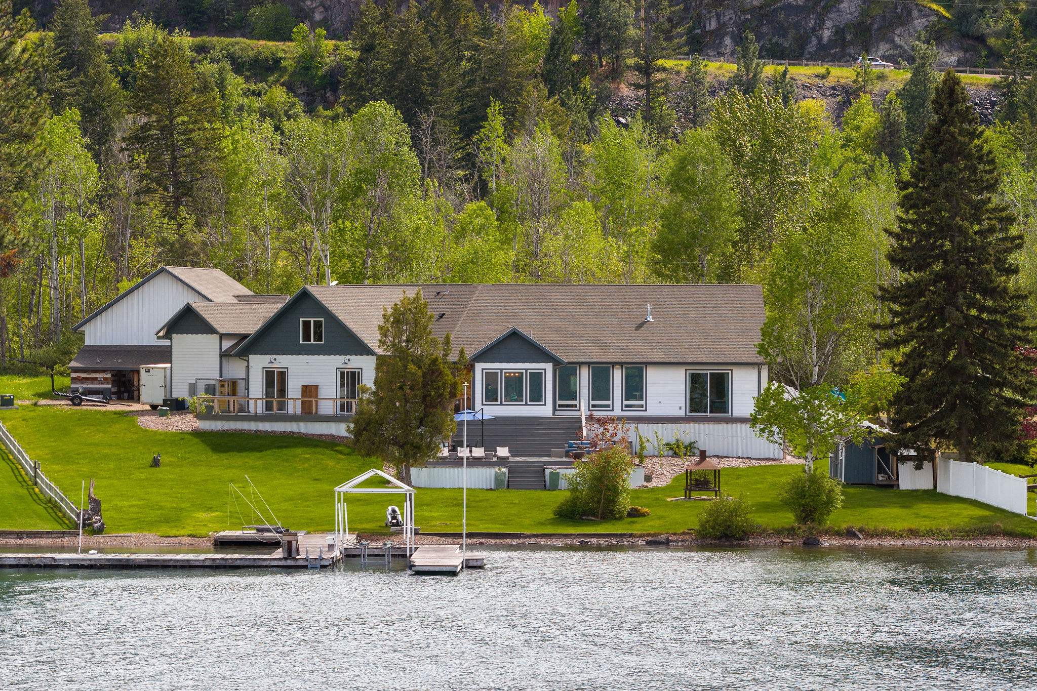 42818 La Bella Lane