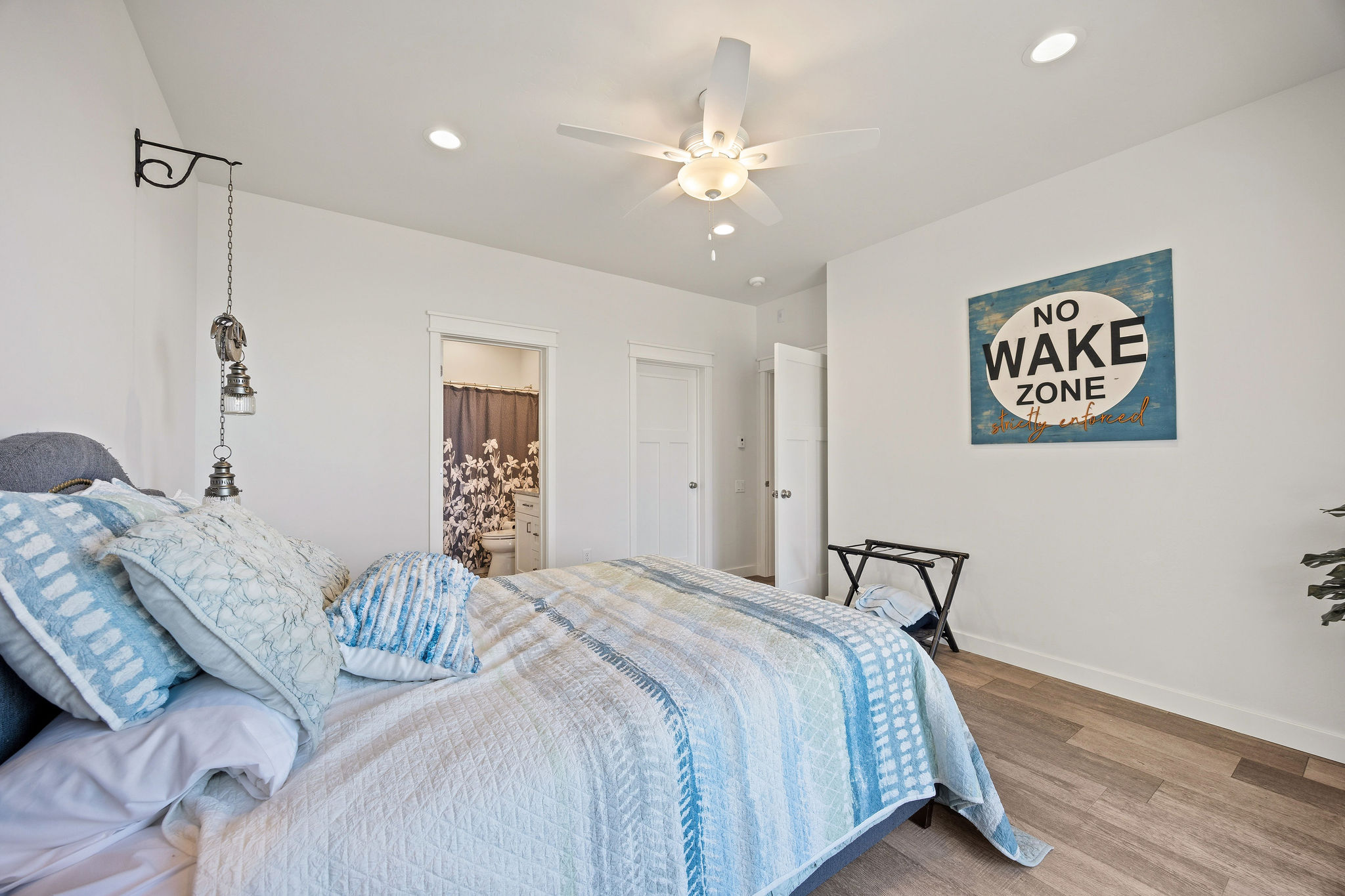 42818 La Bella Lane