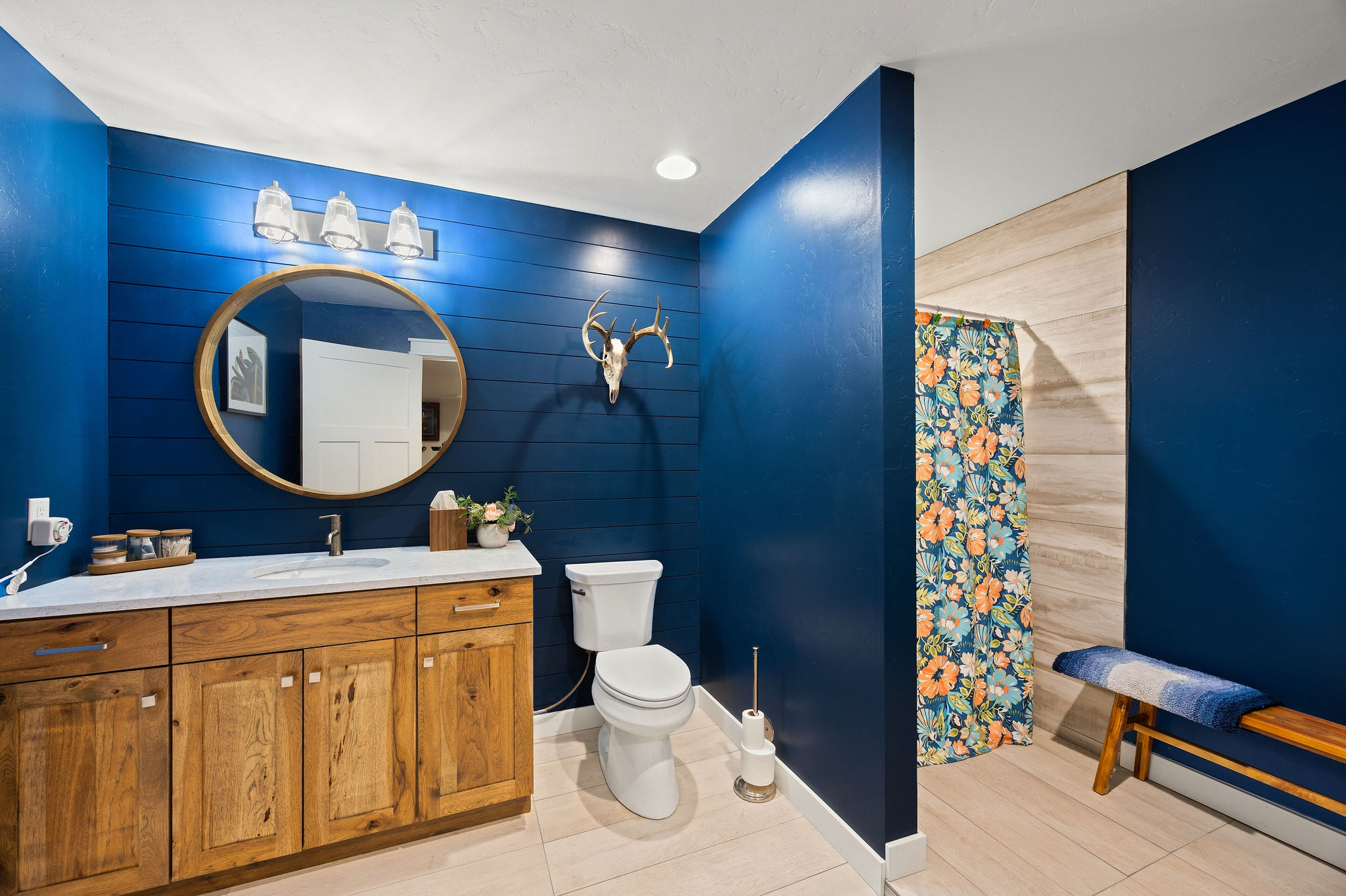 42818 La Bella Lane