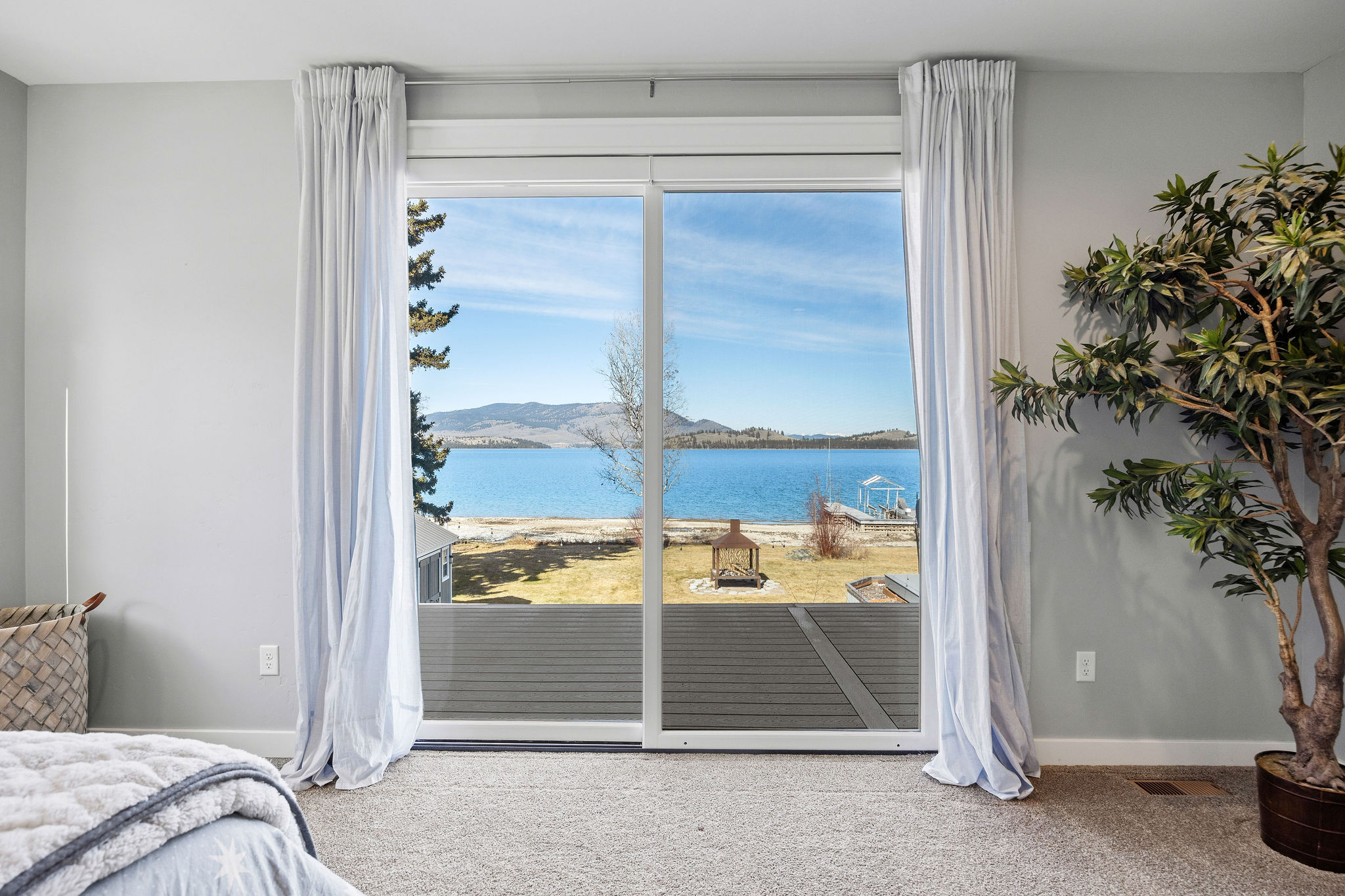 42818 La Bella Lane