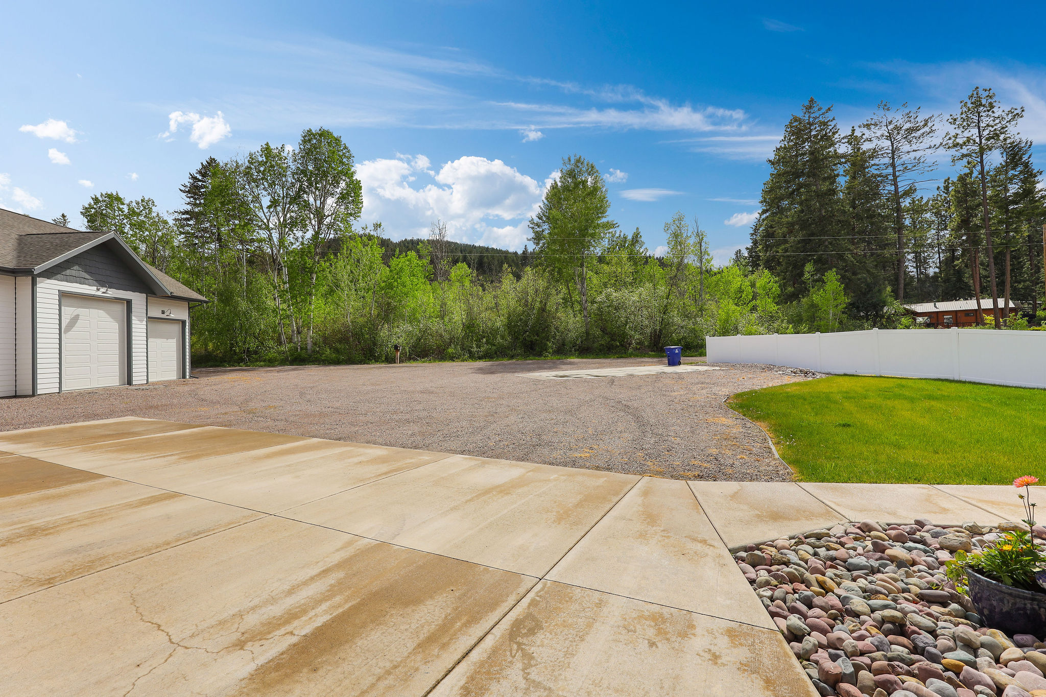42818 La Bella Lane
