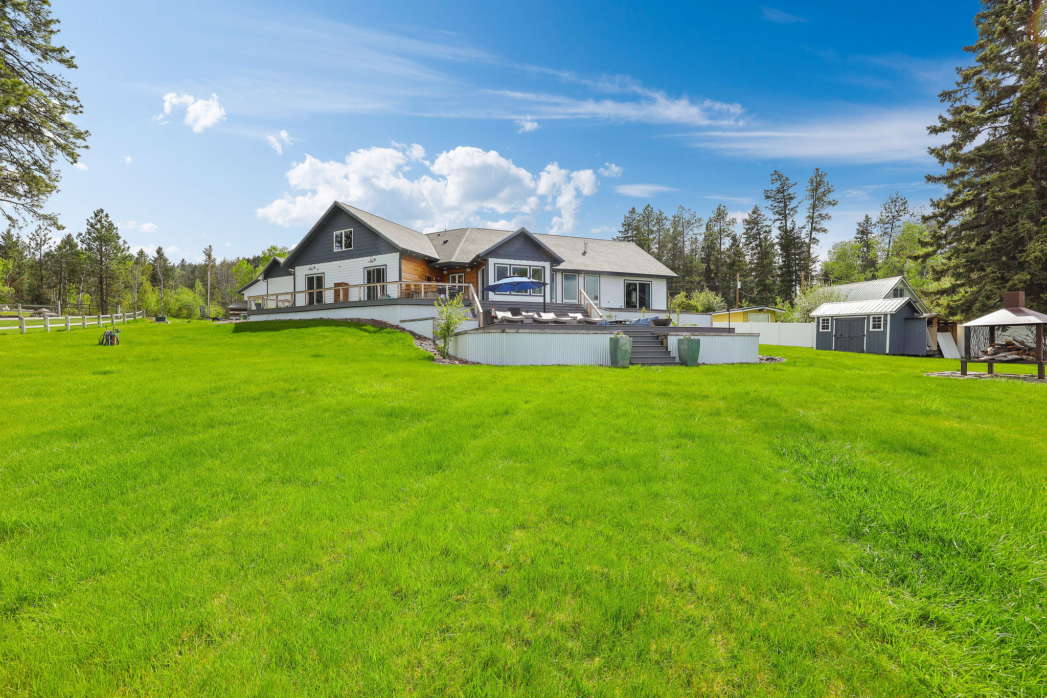 42818 La Bella Lane