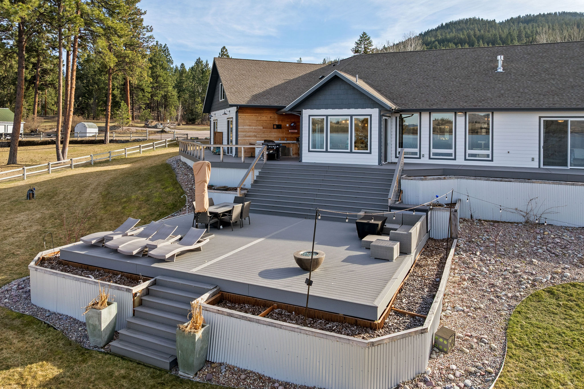 42818 La Bella Lane