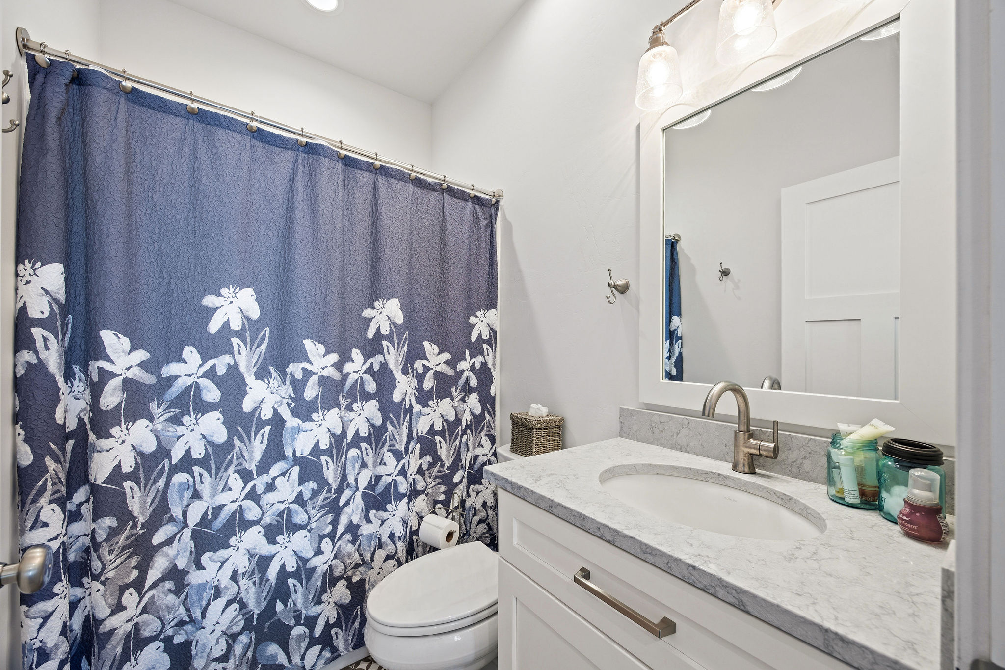42818 La Bella Lane