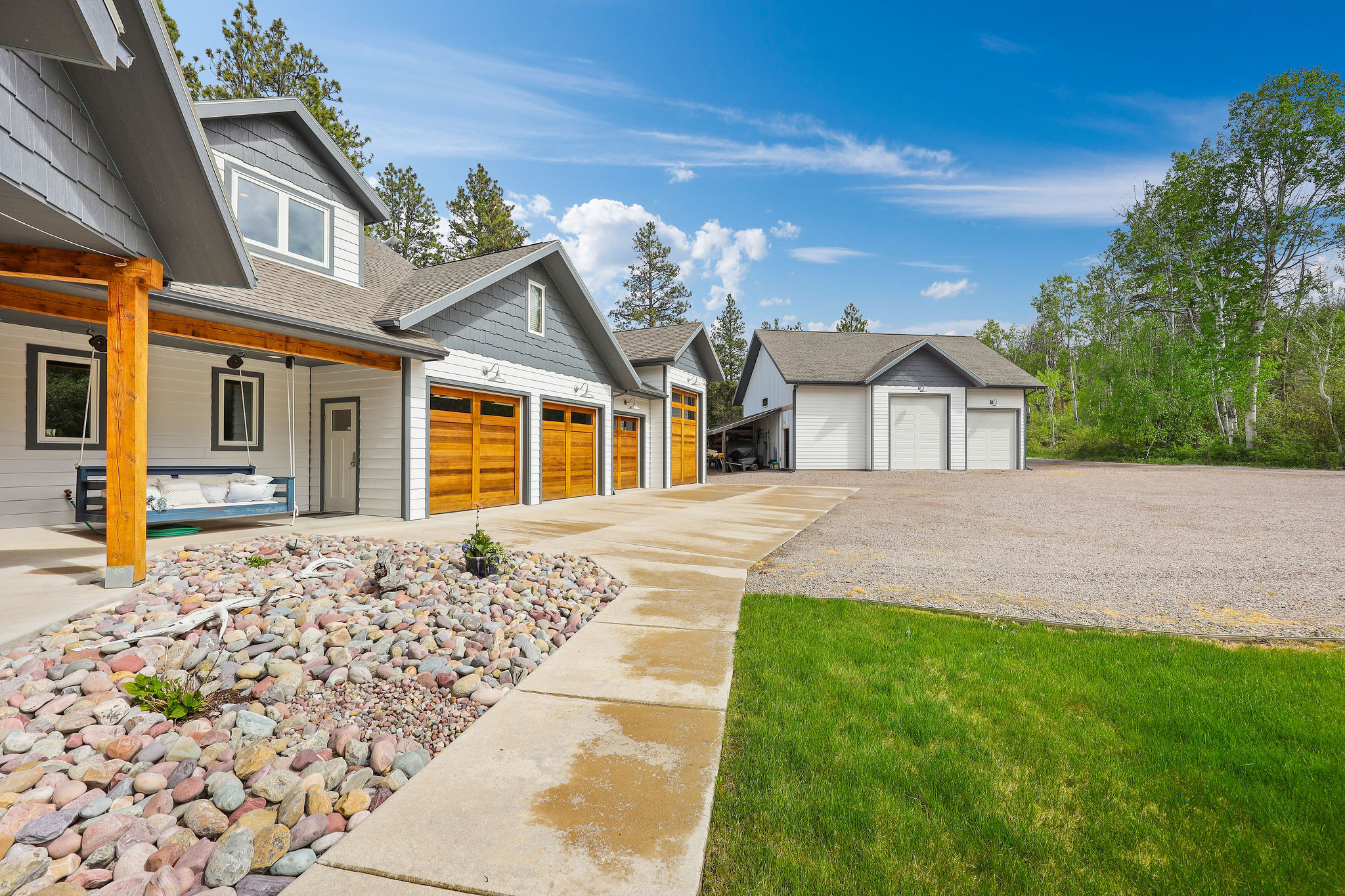 42818 La Bella Lane
