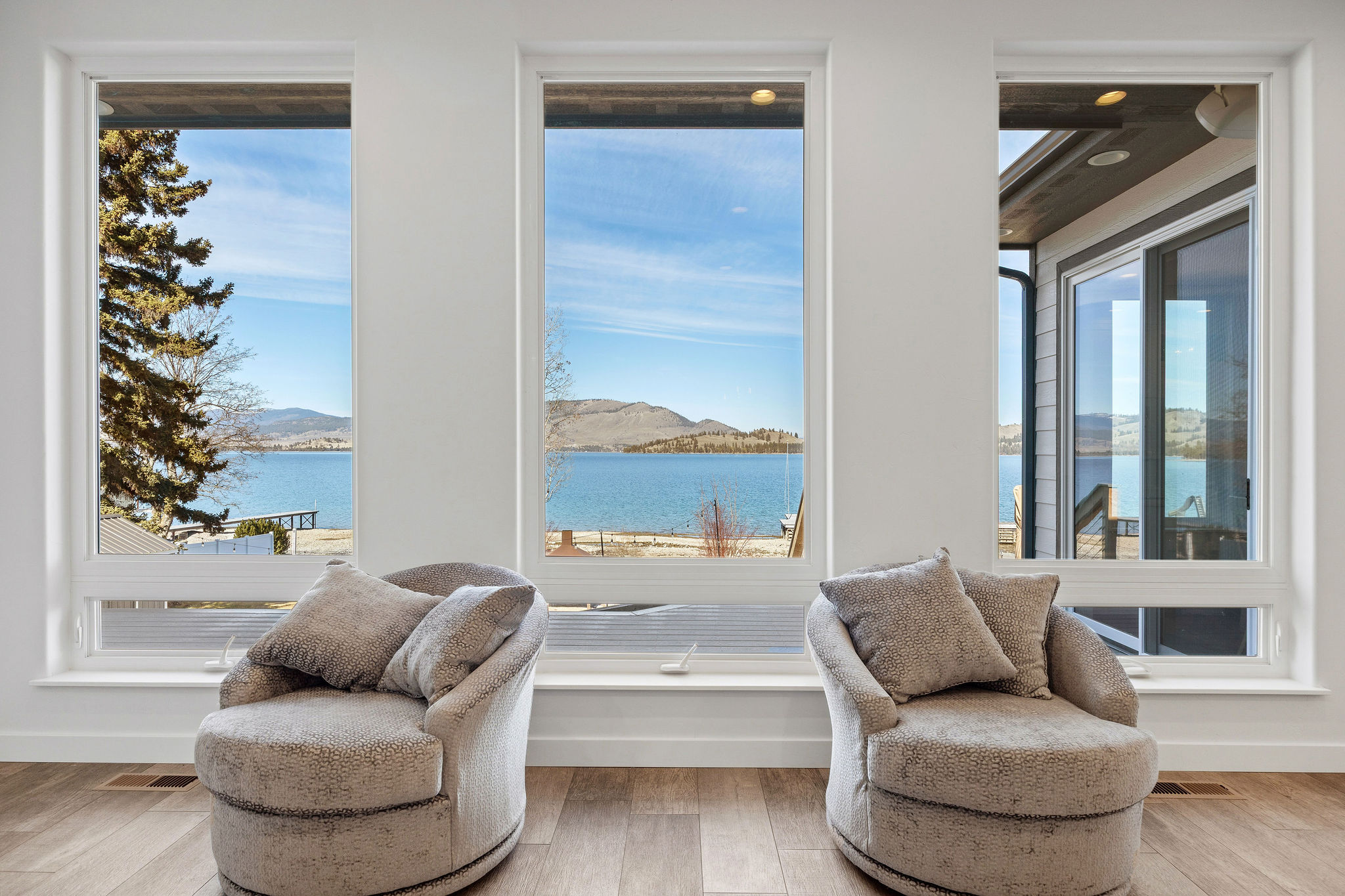 42818 La Bella Lane