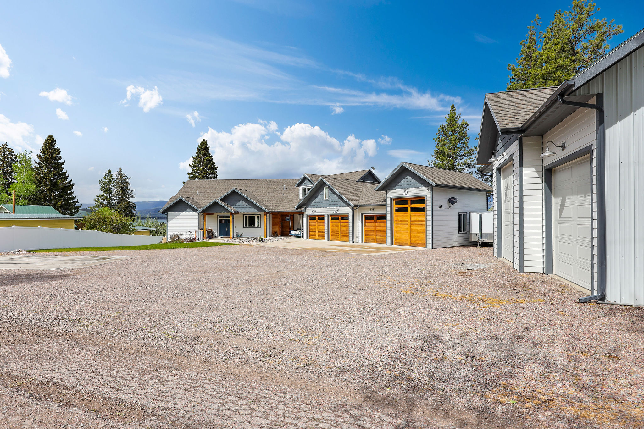 42818 La Bella Lane