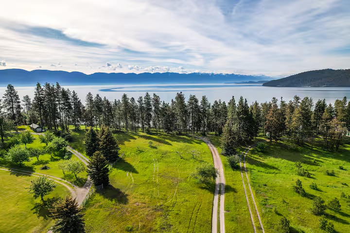 22700 Northaire Lane