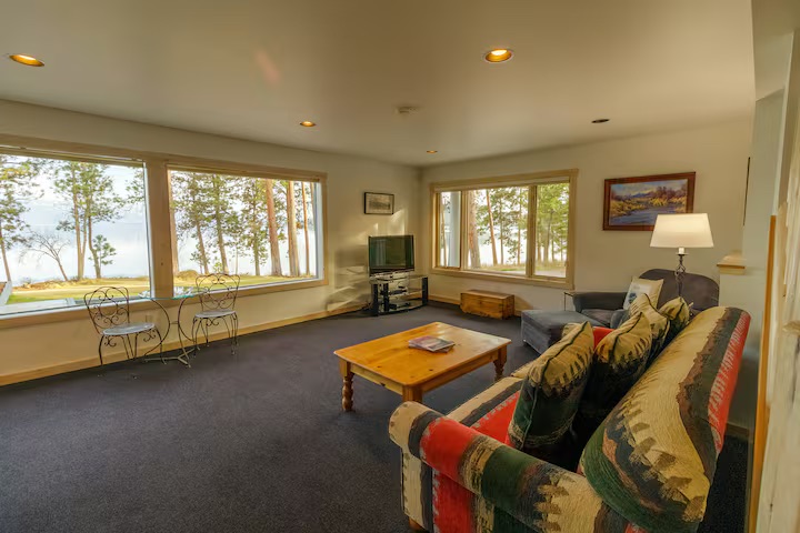 22700 Northaire Lane