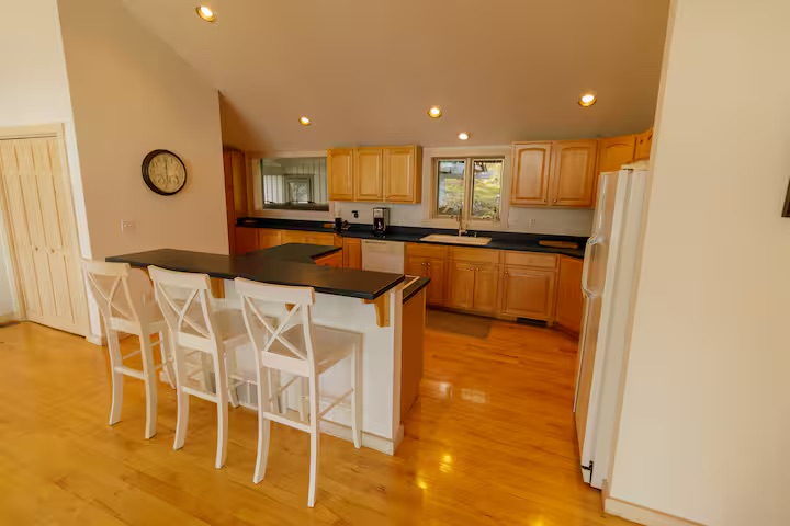 22700 Northaire Lane