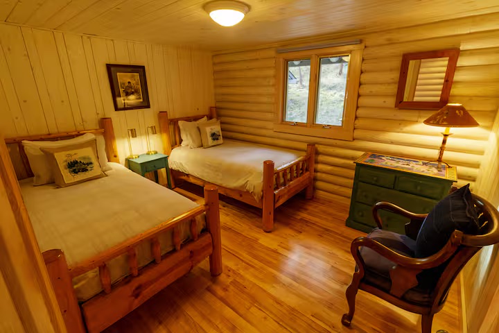 22700 Northaire Lane