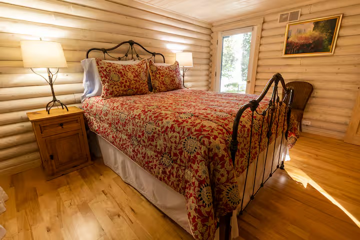 22700 Northaire Lane